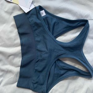 Zella Sports Bra - Size Small